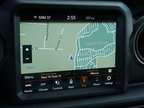 Used 2022 Jeep Gladiator Sport image 4