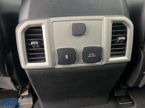 Used 2019 Ford F350 Lariat w/ Lariat Ultimate Package image 24