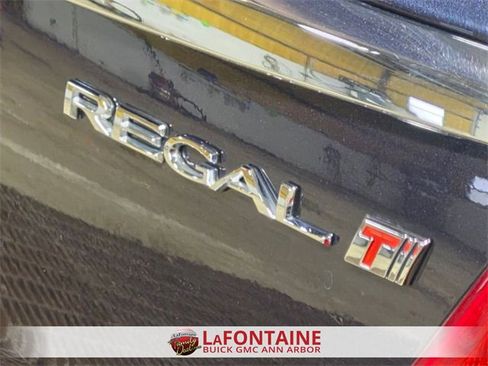 Certified 2013 Buick Regal Premium image 10