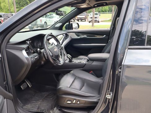 Used 2021 Cadillac XT6 Sport AWD/4WD image 26