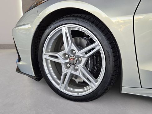 Used 2024 Chevrolet Corvette Stingray Coupe w/ 1LT RWD image 10