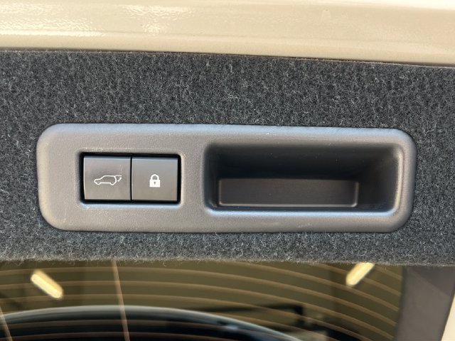 Used 2021 Lexus RX 450h AWD w/ Premium Package image 22