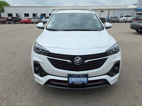 Certified 2022 Buick Encore GX Essence w/ Sport Touring Package FWD image 3
