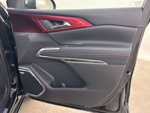 New 2026 Chevrolet Traverse RS AWD/4WD image 17