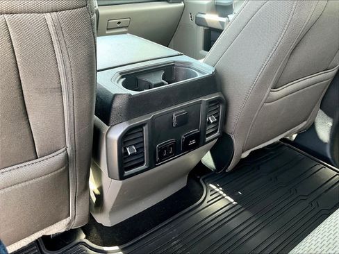 Used 2019 Ford F150 XLT w/ Equipment Group 302A Luxury AWD/4WD image 11