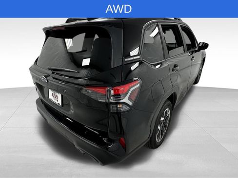 Certified 2025 Subaru Forester Premium AWD/4WD image 3