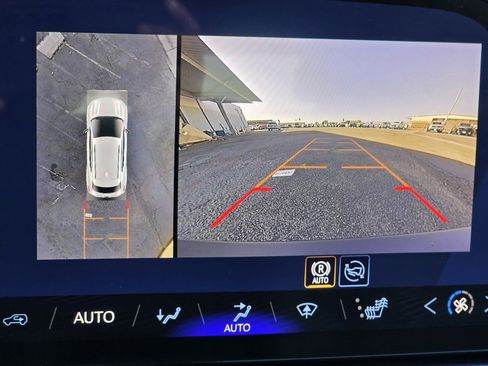 New 2026 Chevrolet Equinox EV LT w/ LPO, Blackout Package image 24