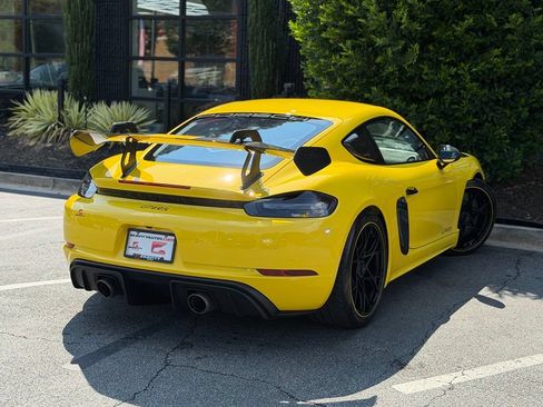 Used 2025 Porsche 718 Cayman GT4 RS w/ Weissach Package RWD image 12