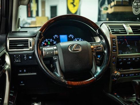 Used 2017 Lexus GX 460 Premium AWD/4WD image 15