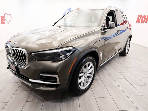 Used 2023 BMW X5 xDrive40i w/ Premium Package AWD/4WD image 1