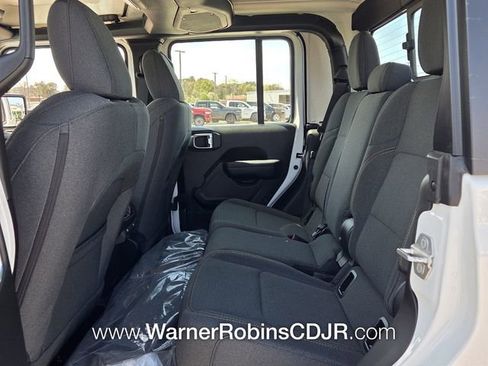 New 2026 Jeep Gladiator Sport image 6