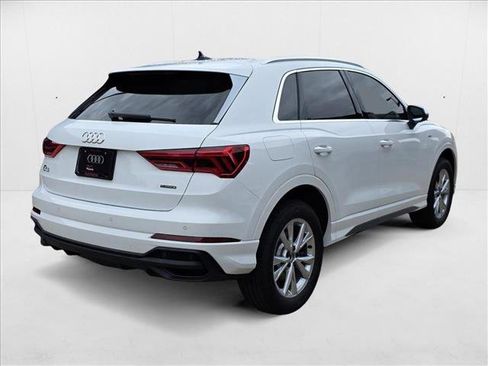 New 2025 Audi Q3 2.0T Premium w/ Convenience Package image 5