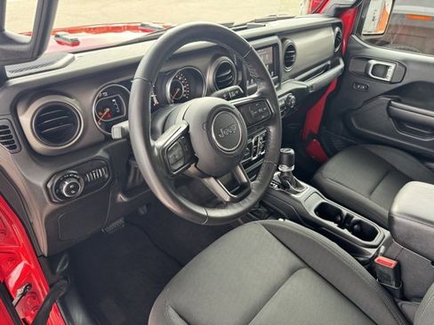 Used 2020 Jeep Gladiator Sport w/ Quick Order Package 24S image 34