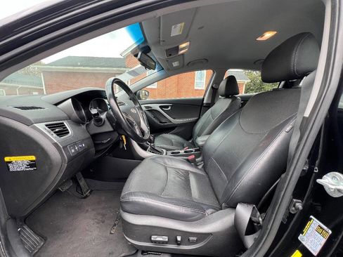 Used 2014 Hyundai Elantra Limited image 12