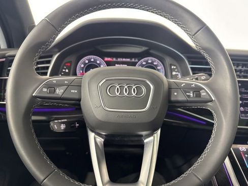 Used 2025 Audi Q7 3.0T Prestige AWD/4WD image 19