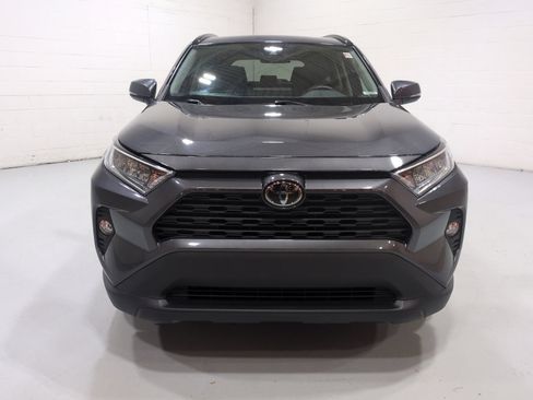 Used 2019 Toyota RAV4 XLE w/ Convenience Package AWD/4WD image 8