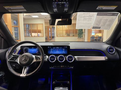 Certified 2024 Mercedes-Benz GLB 250 image 6