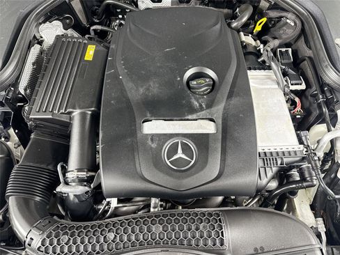Used 2017 Mercedes-Benz E 300 4MATIC image 64