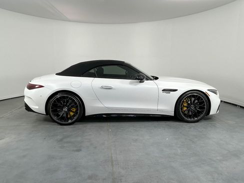 Used 2022 Mercedes-Benz SL 63 AMG 4MATIC image 4