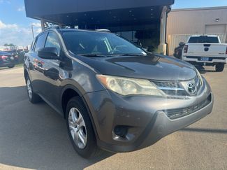 Used 2015 Toyota RAV4 LE image 1