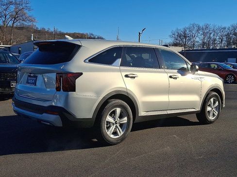New 2026 Kia Sorento LX image 4