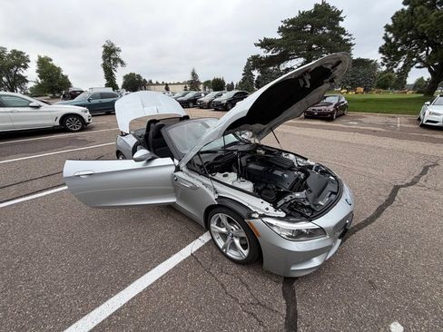 Used 2014 BMW Z4 sDrive35i RWD image 39