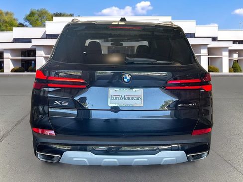 Used 2026 BMW X5 xDrive40i AWD/4WD image 6