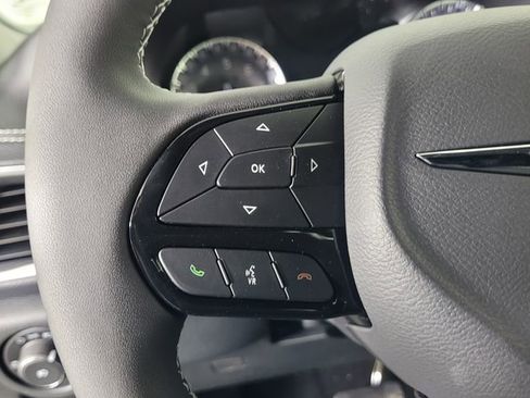 New 2026 Chrysler Pacifica Limited w/ S Appearance Package image 17