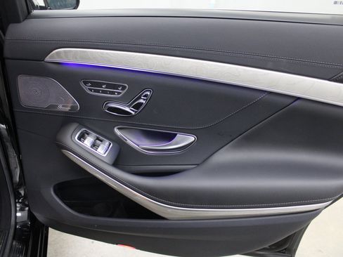 Used 2015 Mercedes-Benz S 550 4MATIC Sedan image 26