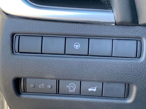 Used 2025 Nissan Rogue SV image 23