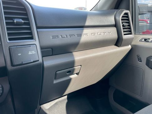Used 2021 Ford F250 XL w/ Power Equipment Group AWD/4WD image 51