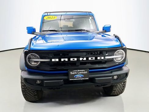 Used 2023 Ford Bronco Outer Banks w/ Sasquatch Package image 2