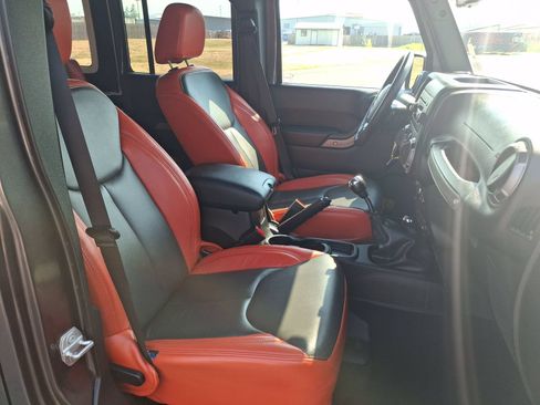 Certified 2018 Jeep Wrangler Unlimited Sport S AWD/4WD image 23