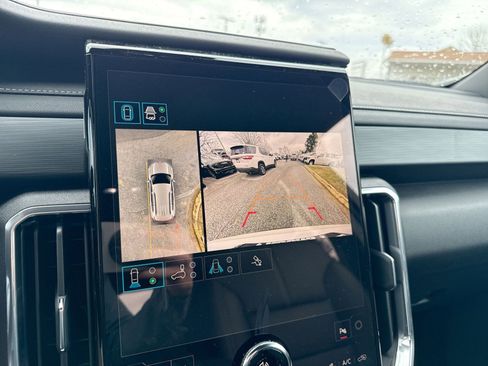 New 2026 GMC Acadia Elevation image 17