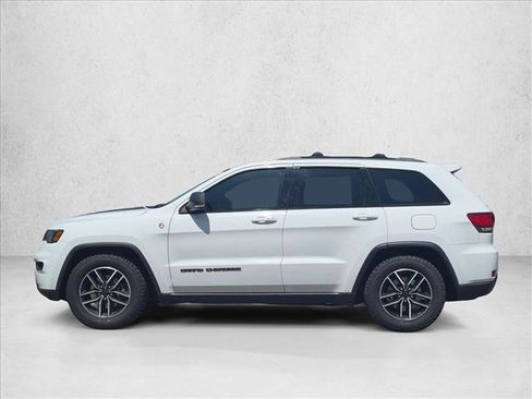 Used 2020 Jeep Grand Cherokee Trailhawk AWD/4WD image 9