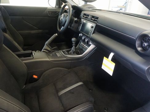 New 2026 Toyota GR86 Premium image 23