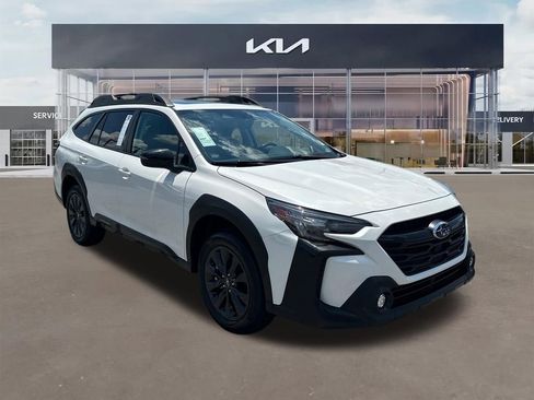 Used 2025 Subaru Outback Onyx Edition AWD/4WD image 1