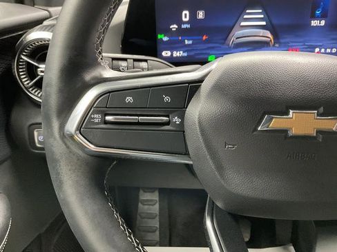 Used 2024 Chevrolet Blazer EV LT AWD/4WD image 19
