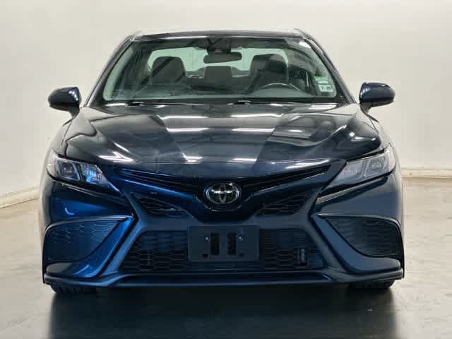 Used 2021 Toyota Camry SE FWD image 18