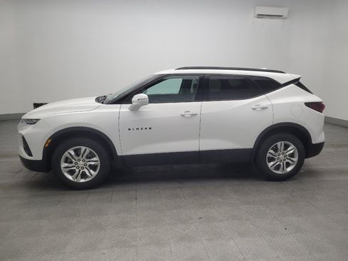 Used 2020 Chevrolet Blazer LT FWD image 2