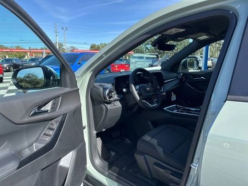 New 2026 Chevrolet Equinox LT w/ Safety and Technology Package image 7