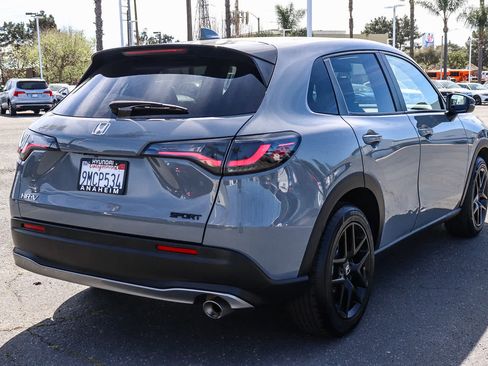 Used 2024 Honda HR-V Sport image 6