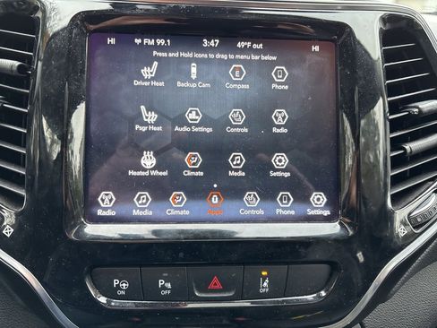 Used 2021 Jeep Cherokee Limited image 15