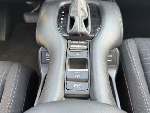 Used 2025 Honda HR-V LX image 23