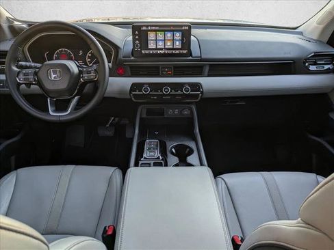 Certified 2023 Honda Pilot EX-L image 17