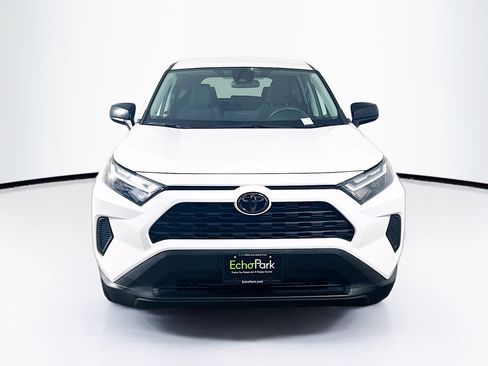 Used 2024 Toyota RAV4 LE image 2