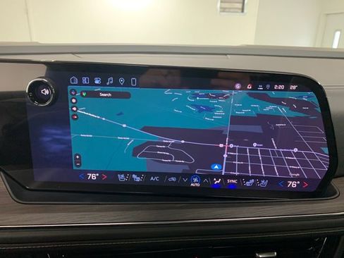 New 2026 Chevrolet Suburban Premier w/ Sun And Tow Package image 39