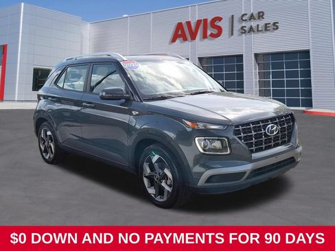 Used 2025 Hyundai Venue SEL FWD image 3