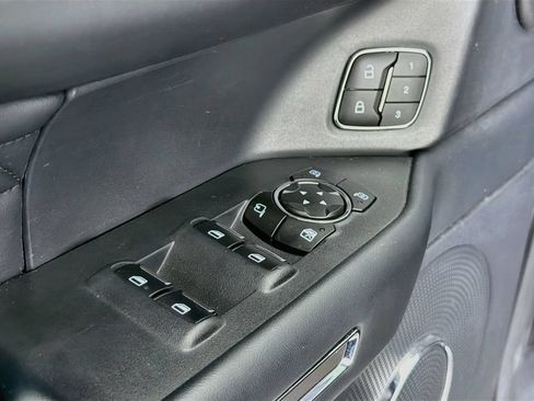 Used 2023 Ford Expedition Platinum RWD image 23