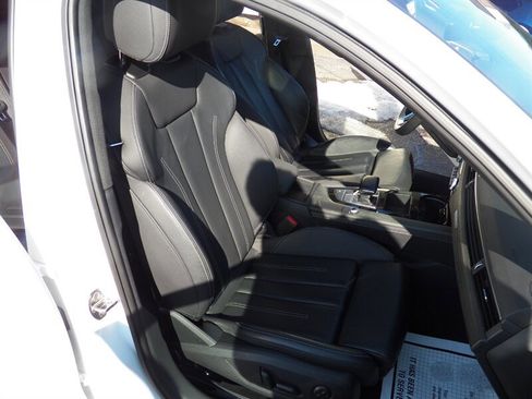 Used 2023 Audi A4 2.0T Premium Plus image 13